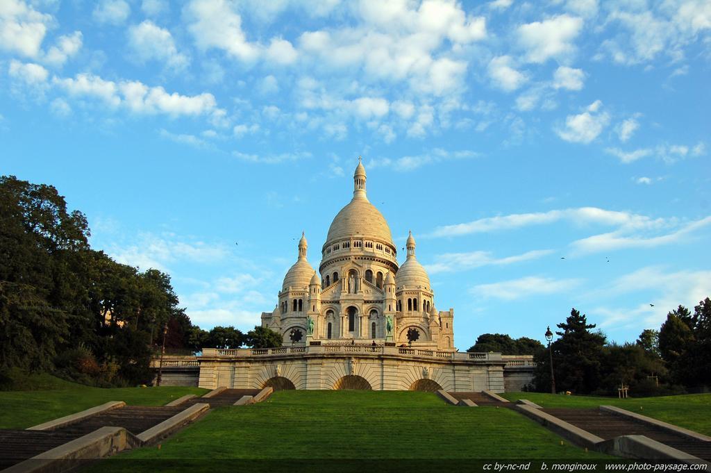 Mercure Paris Saint-Ouen Esterno foto