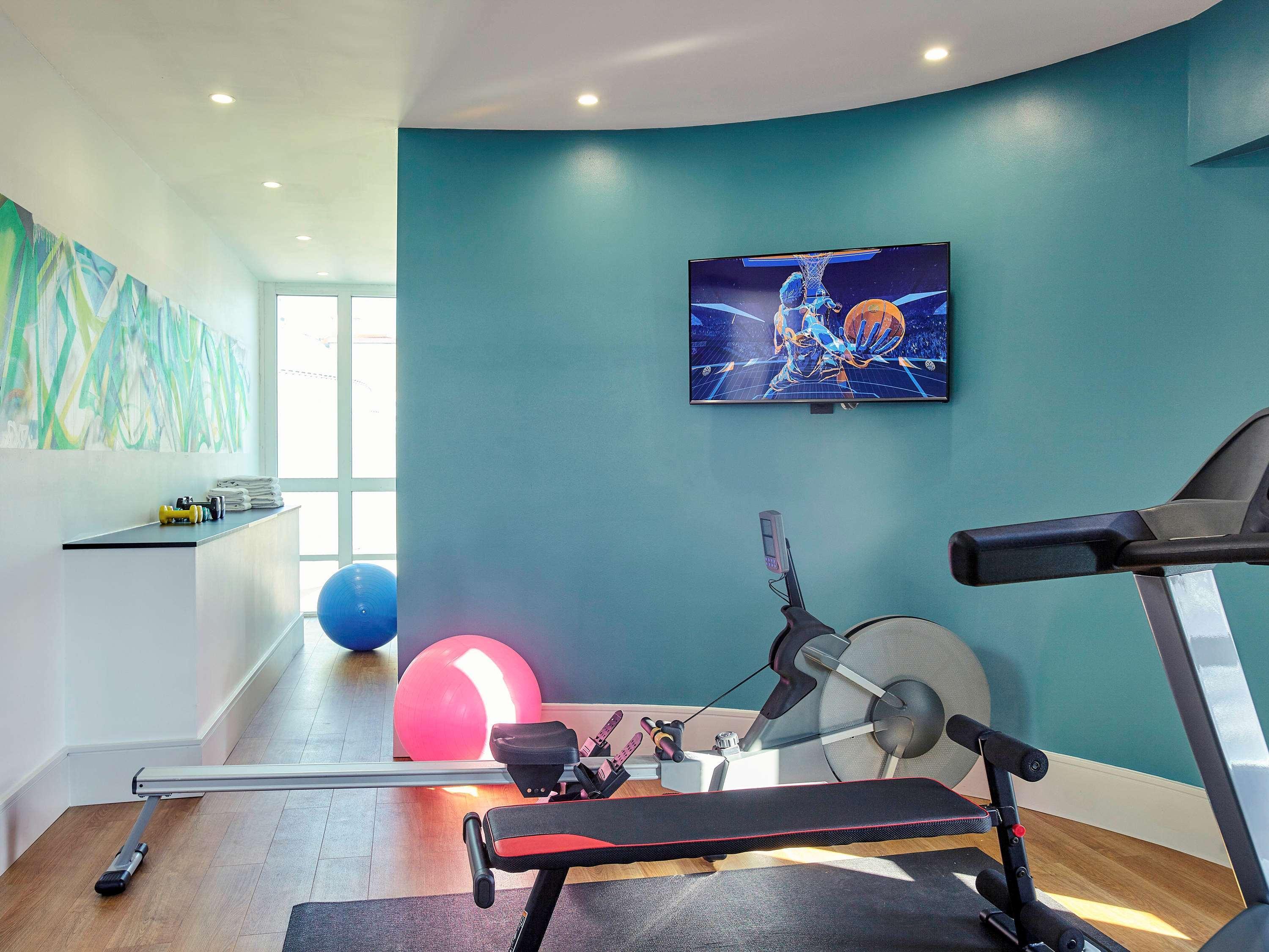 Mercure Paris Saint-Ouen Esterno foto