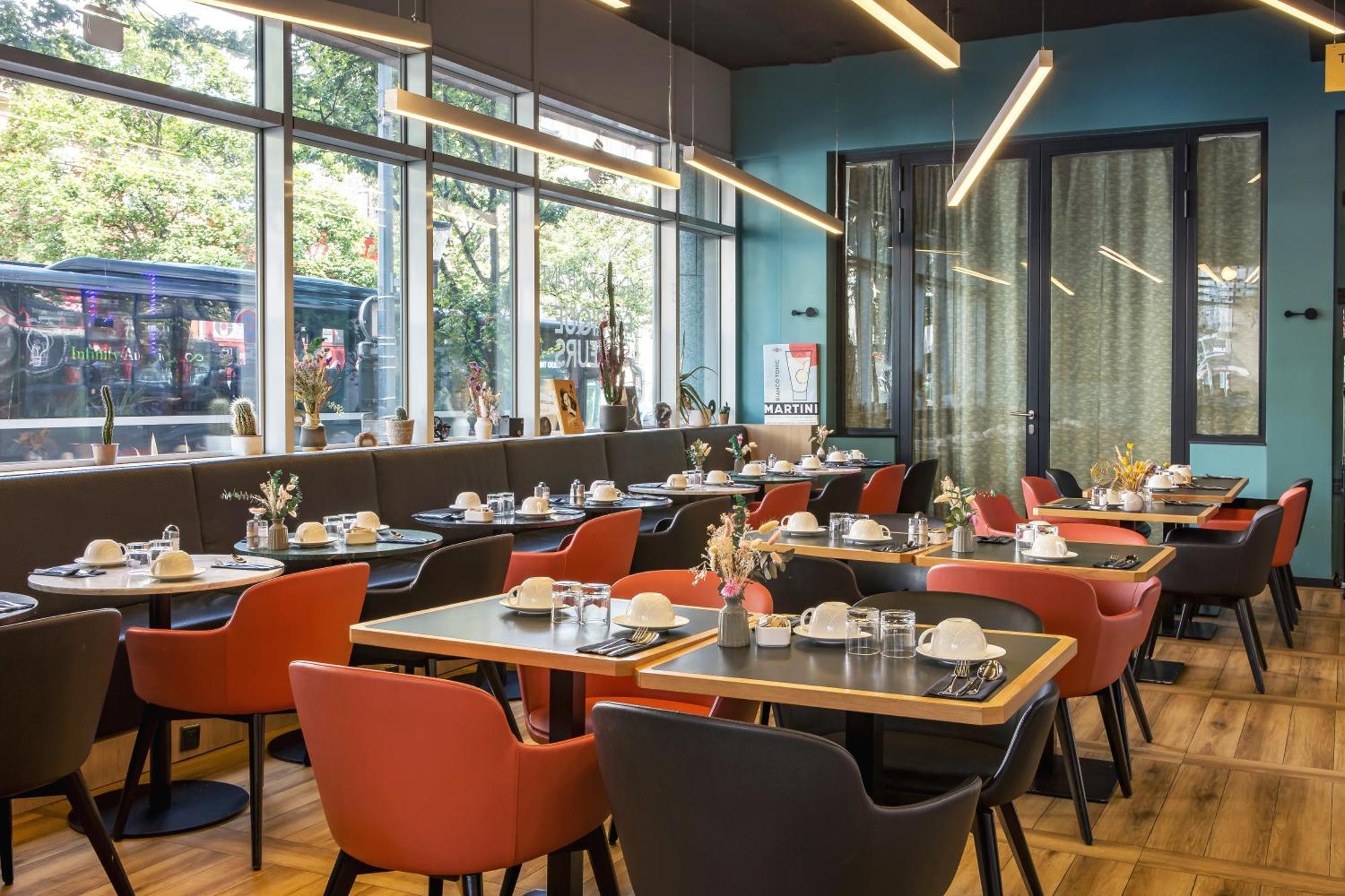 Mercure Paris Saint-Ouen Esterno foto