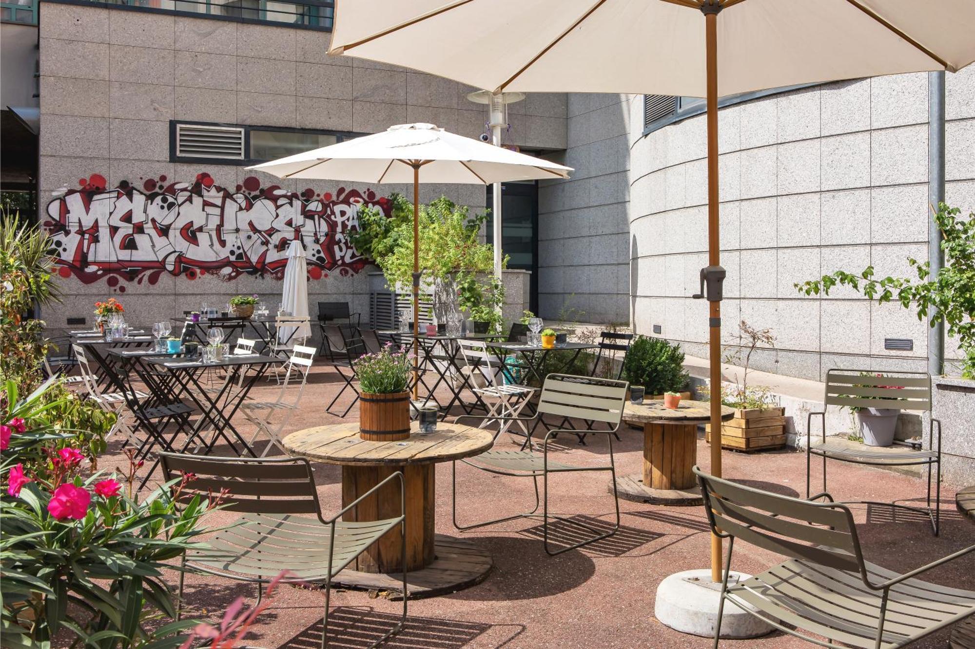 Mercure Paris Saint-Ouen Esterno foto