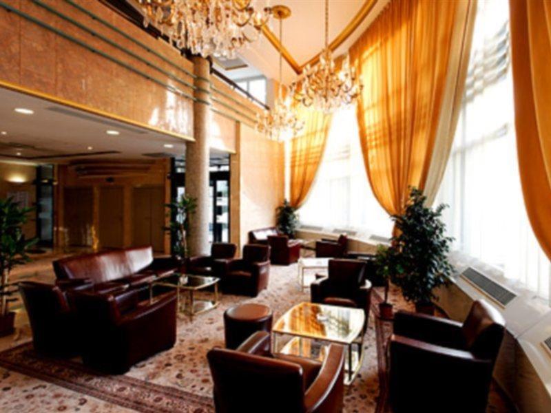 Mercure Paris Saint-Ouen Esterno foto